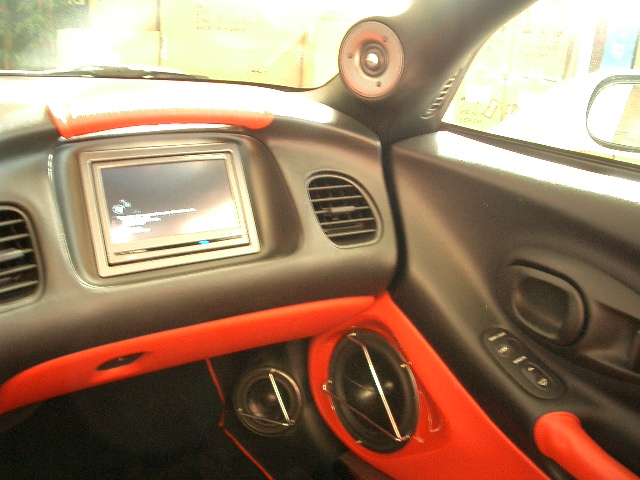 http://canon-net.com/photo/c5-4.jpg