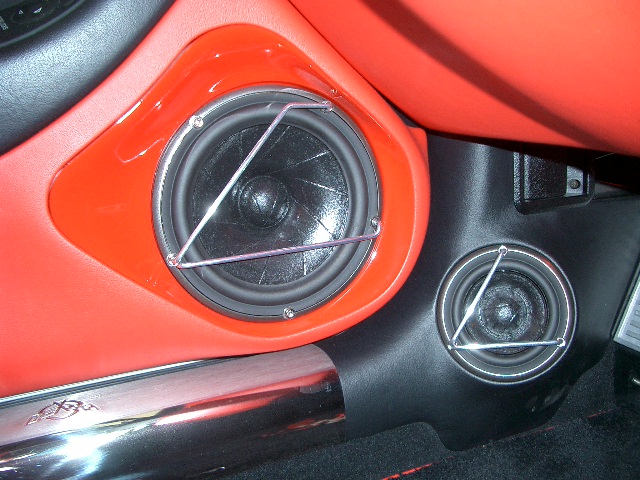 http://canon-net.com/photo/c5-5.jpg